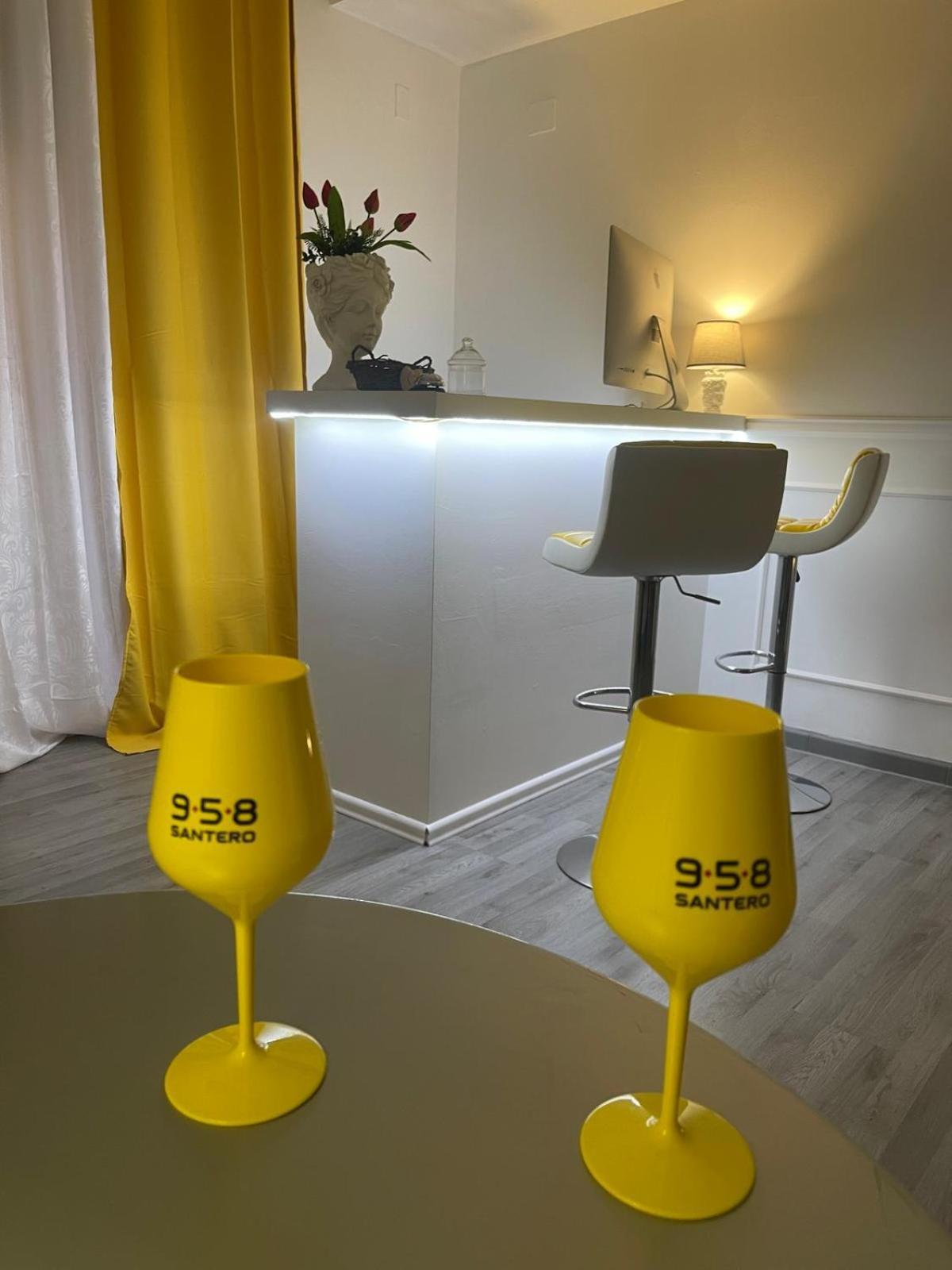 Le Suite Del Lungomare Aeroporto di Catania Fontana Rossa Esterno foto