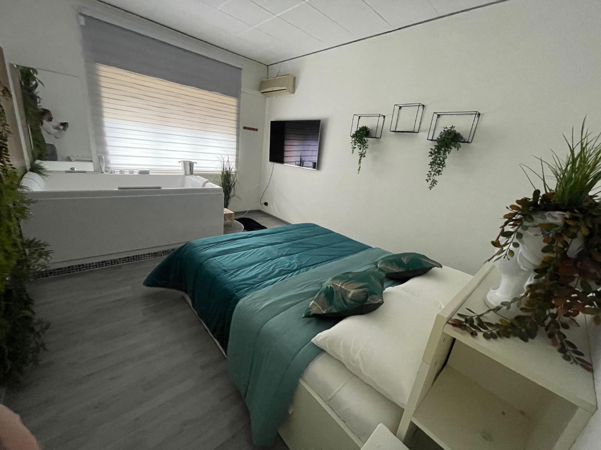 Le Suite Del Lungomare Aeroporto di Catania Fontana Rossa Esterno foto